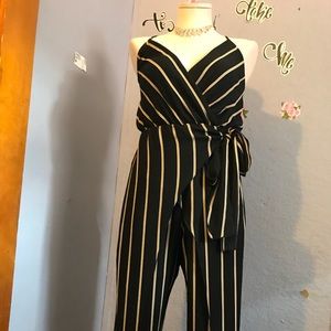 Freesia one piece for all ocasion.